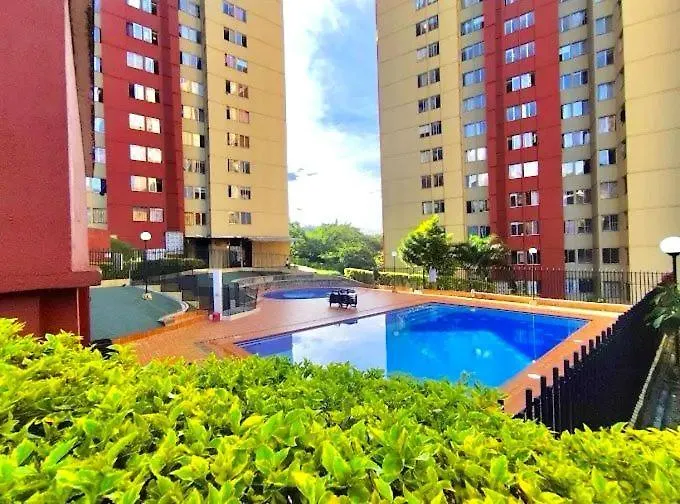 Zona Rosa De Medellin, Ubicacion Central Cerca De Centros Comerciales Y Tranvia Del Metro Ba 아파트 메딜린