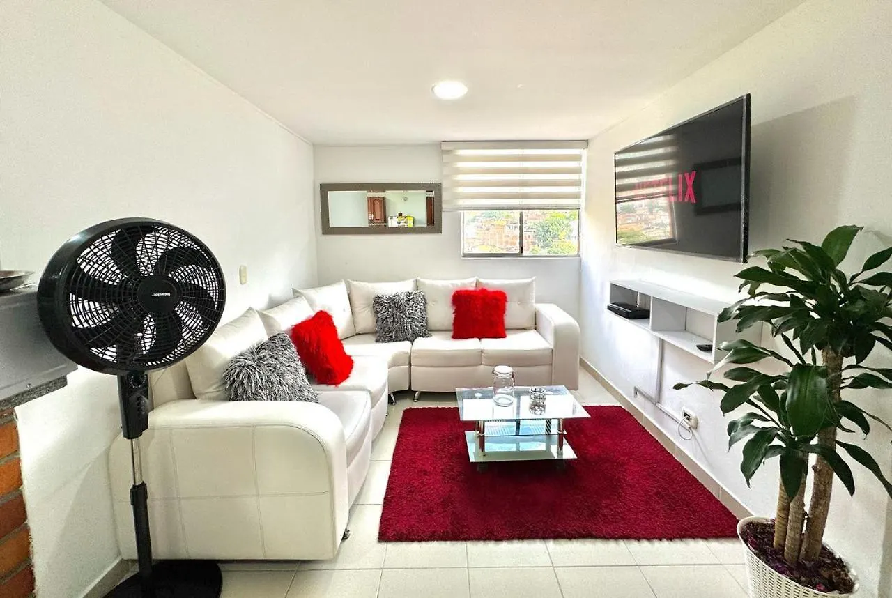 Zona Rosa De Medellin, Ubicacion Central Cerca De Centros Comerciales Y Tranvia Del Metro Ba Apartamento